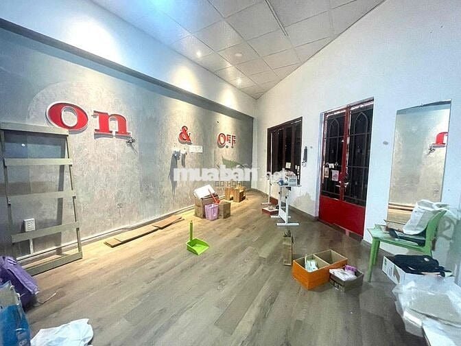 CHO THUÊ NHÀ Ở KINH DOANH LÔ GÓC 3 TẦNG GẦN CHỢ XÓM MỚI GIÁ 14 TRIỆU