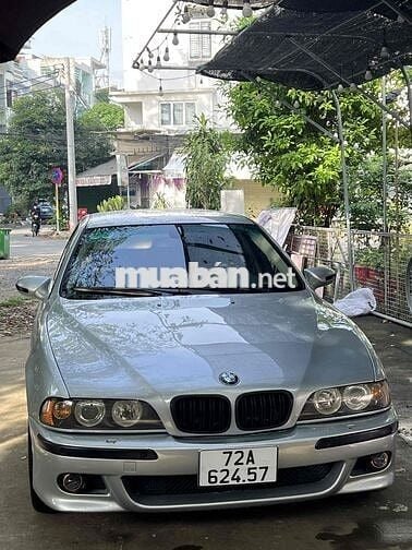 BMW 5 Series 2003 - 136000 km