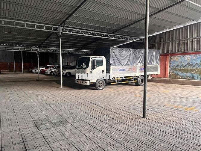 cho thuê nhà 1 chệch 1 lầu mặt tiền đường lớn giá 5tr