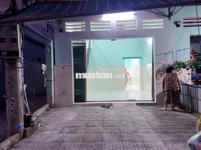 cho thuê nhà 1 chệch 1 lầu mặt tiền đường lớn giá 5tr