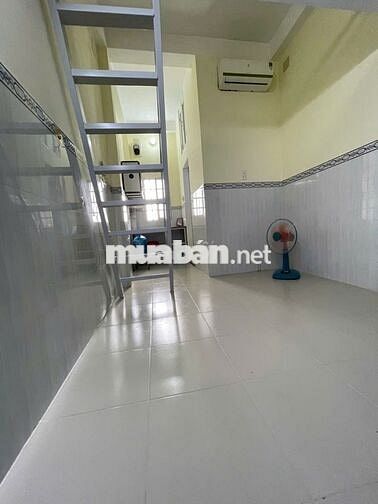 PHÒNG TRỌ GIÁ TỐT, ĐIỆN & NƯỚC GIÁ NHÀ NƯỚC, NGUYỄN DUY (Q8 CŨ)