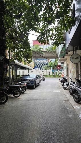 BÁN TÒA NHÀ VĂN PHÒNG TRUNG YÊN 102M² x 8 TẦNG  ÔTÔ TRÁNH GIÁ 54,5 TỶ