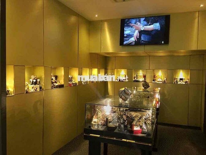 GIÁ CHỈ 2X - MẶT BẰNG MỚI, SANG XỊN TẠI HẺM 150 LÊ THỊ RIÊNG QUẬN 1