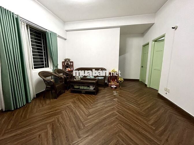 Về quê cần bán chung cư diện tích siêu rộng