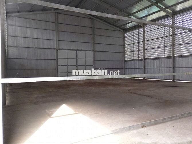 Cho thuê kho xưởng đường phạm hữu lầu , xã phươc kiển , huyện nhà bè