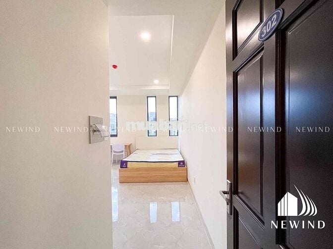 Phòng ban công , cửa sổ to trung tâm quận 7. Gần Lotte, Phú Mỹ Hưng,..