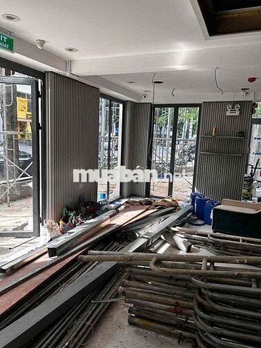 Mặt bằng Phú Mỹ Hưng ngã 3 Phạm Văn Nghị đường lớn kinh doanh sầm uất