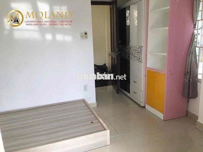 Phòng trọ 25m2 đường Trần Hưng Đạo ,quận 1