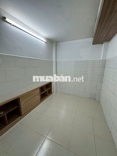 PHÒNG 1 NGƯỜI Ở,AN NINH. BAO TOÀN BỘ CHI PHÍ TỪ A - Z (trừ tiền điện).