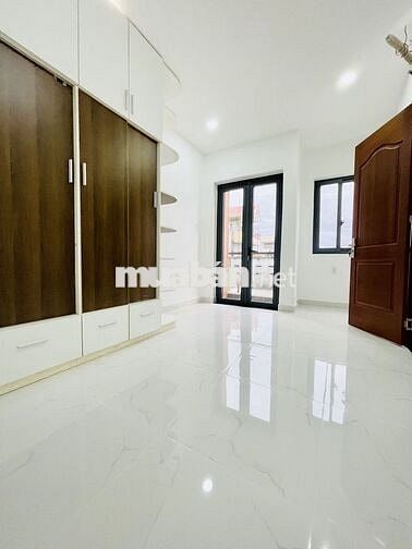 BÁN NHÀ 5 TẦNG HXH GIÁP PHÚ NHUẬN, DT 4x15m, 4PN5WC. GIÁ 10TỶ8