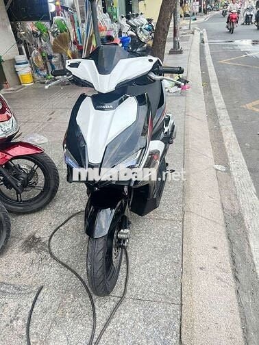 Honda air blade 2019 mới 90% Bstp chính chủ