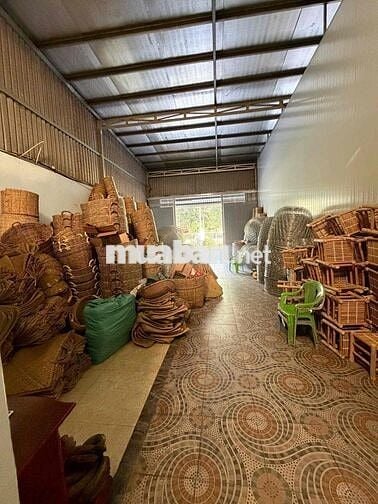 CHO THUÊ NHÀ XƯỞNG 180m2 - 10TRIỆU - NỞ HẬU - MẶT TIỀN - ĐƯỜNG XE CONT