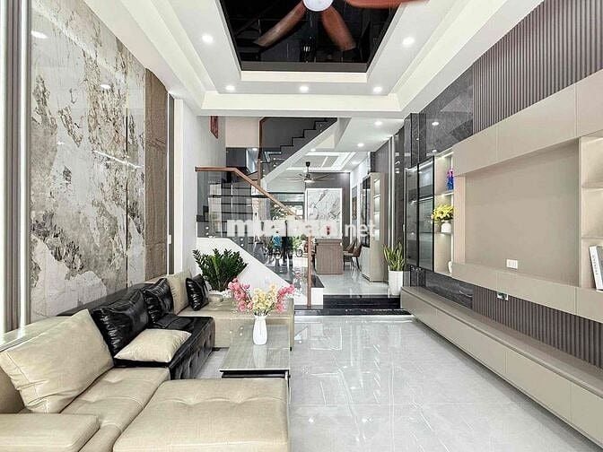 Nhà Phố Siêu Hiện Đại Đã Hoàn Công