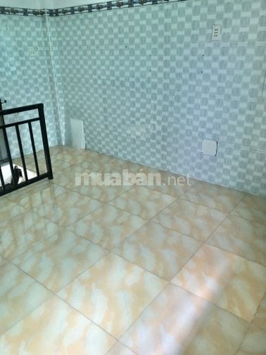 còn 1 phòng cho thuê 2tr7 .hẻm an ninh ,yên tĩnh,dân trí cao