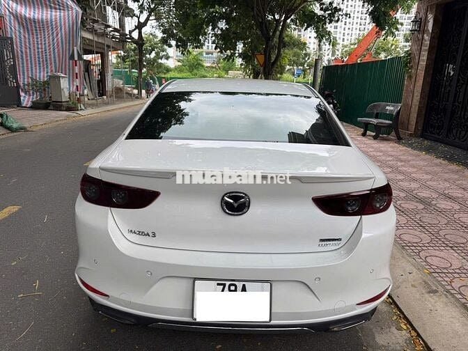 Mazda 3 2024 1.5L Luxury - 29199 km