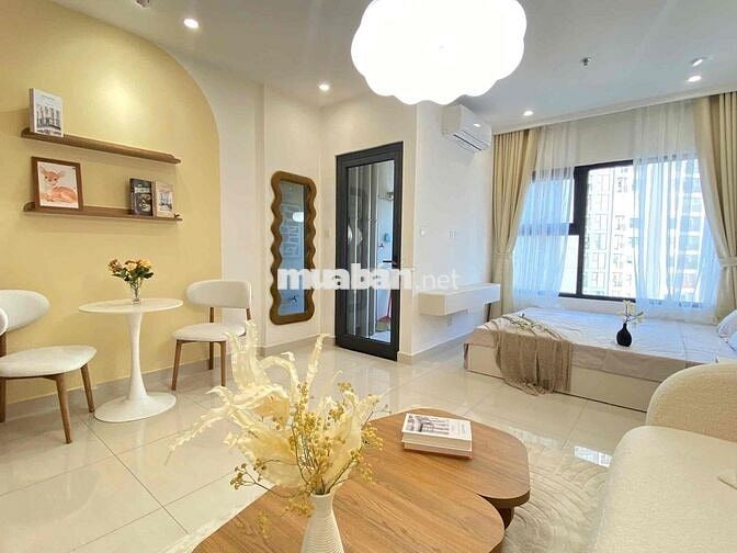 Siêu hiếm- Studio hướng Đông Nam view bể bơi, full đồ, sẵn sổ