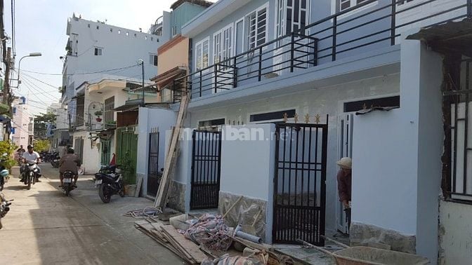 **** HOT HOT HOT **** Bán nhà đường Bùi Tư Toàn, 3 căn liền kề giá rẻ