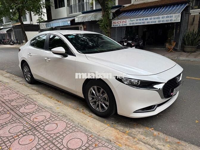 Mazda 3 2024 1.5L Luxury - 29199 km