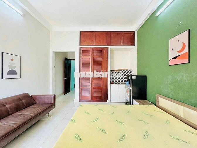 Trống lại siêu phẩm Studio ban công-cửa sổ trời ngay bến xe miền Đông