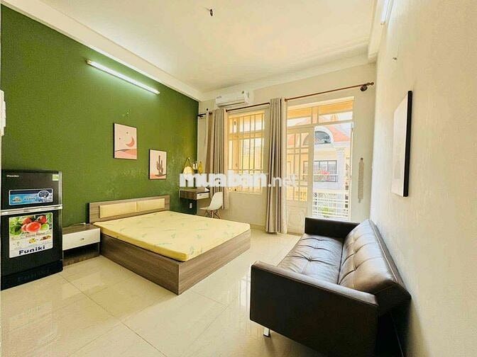 Trống lại siêu phẩm Studio ban công-cửa sổ trời ngay bến xe miền Đông