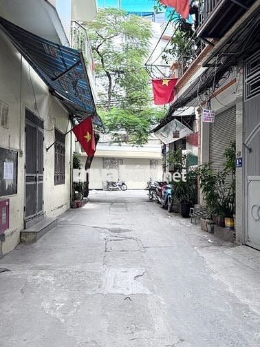 Bán nhà Giải Phóng 35m x 5T, 3 P.ngủ, nội thất bền đẹp, ôtô đỗ cửa, KD