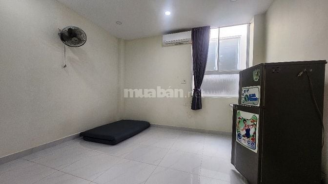 Phòng dịch vụ thang máy 4700(nội thất hoàn thiện) 