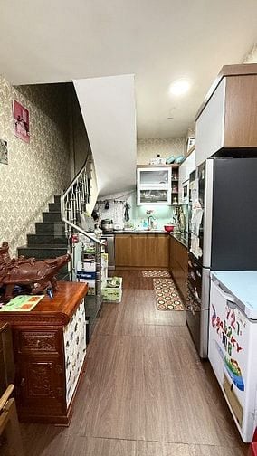 Cho thuê nhà ngõ phố Cảm Hội gần mặt phố Lò Đúc