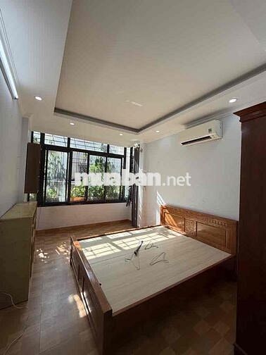 GIÁP BÁT NHÌN RA HỒ, 34m2,6T, chỉ 8.35TỶ (CTL) 10m ra Oto đậu- hiếm