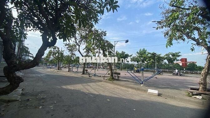 Lô đất 2 Măt tiền trước sau khu CXNH giá chỉ 14 tỏi CN 93.5m2