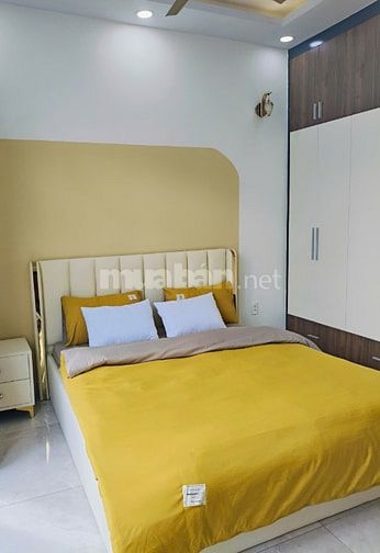 Mặt tiền VIP ngay Dương Quảng Hàm đối diện Tòa Án xây mới 5 tầng 4x15