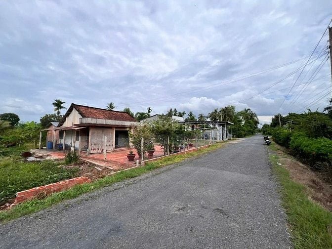 5x43 có 60m2 thổ cư. Đường nhựa gần KCN. 850tr 