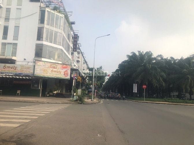      ĐẤT MT ĐƯỜNG 9A TRUNG SƠN KINH DOANH SẦM UẤT 