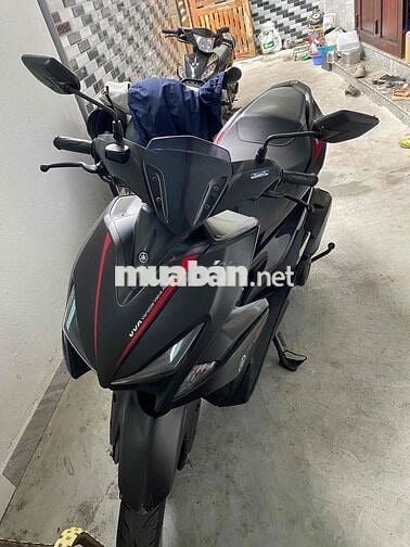 nhà dư xe để chật nên bán.