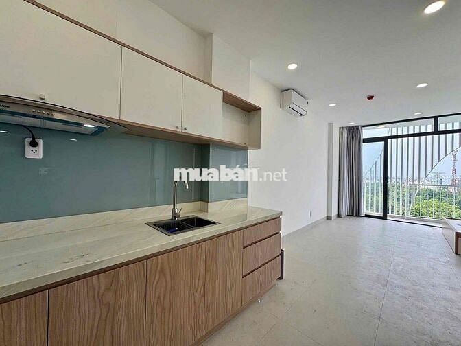 CĂN HỘ STUDIO FULL NỘI THẤT - BAN CÔNG - MỚI 100% NGAY DƯƠNG QUẢNG HÀM