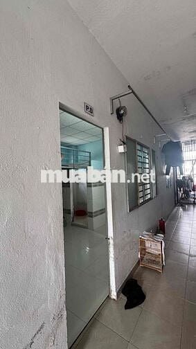 Phòng trọ 18m2, đường Ngô Quyền