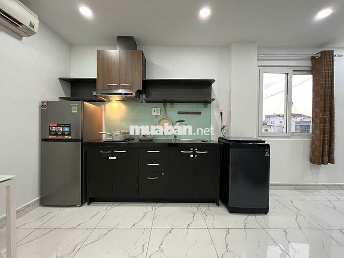 CHO THUÊ PHÒNG CHDV 1 PHÒNG NGỦ, CỬA SỔ TRỜI FULL NỘI THẤT GẦN SÂN BAY