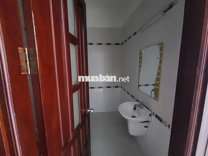 NHÀ HOA SỮA CẦN CHO THUÊ - NHÀ ĐẸP GIÁ TỐT TRONG KHU VỰC.