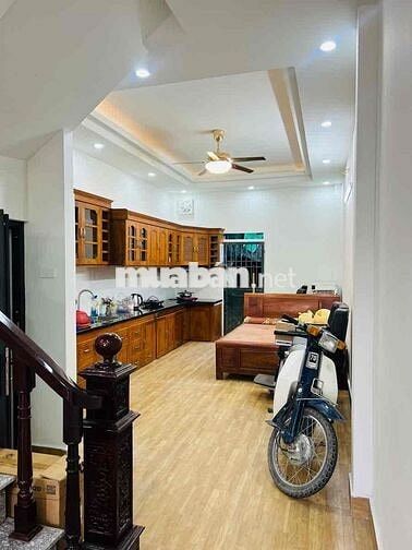 Nhà mặt ngõ ô tô tránh Bùi Xương Trạch-KD ngon-48m*2T;NT4m;2N-Hơn 3tỷ