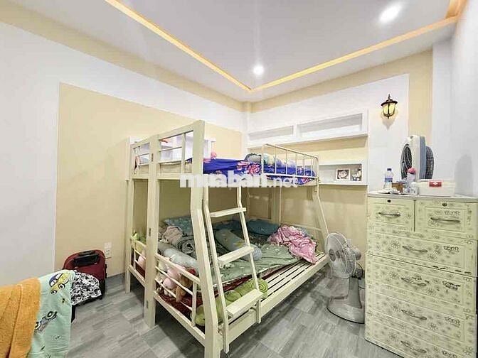 bán nhà hẻm xe hơi thông,40 m2 xây 4 tầng chỉ 5 tỷ,Thống Nhất,Gò Vấp