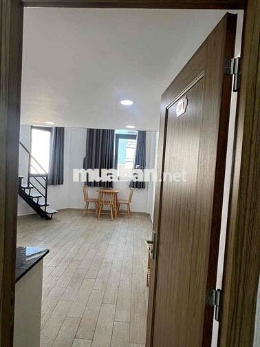 cho thuê CHDV ngay KCX, UFM, cresent mall, gần trung tâm Quận 4, Q1