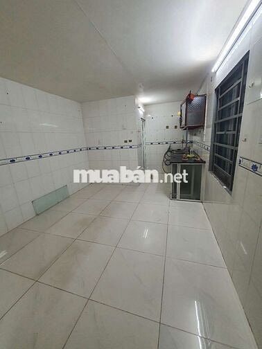 Mặt Tiền  Làm Nails Tóc VV 3,5x12 1lầu 2pn 2wc