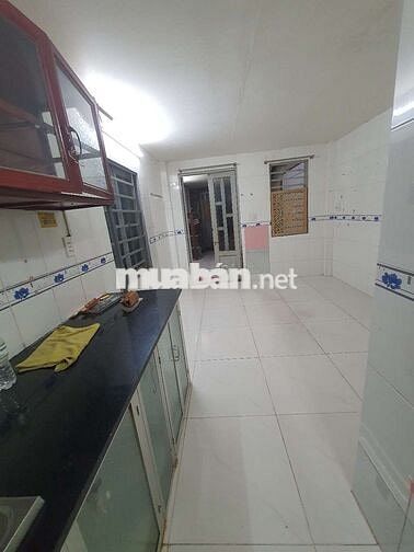 Mặt Tiền  Làm Nails Tóc VV 3,5x12 1lầu 2pn 2wc