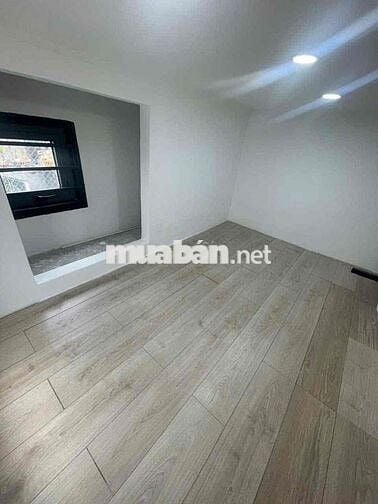 Nhà trung tâm quận bình thạnh , nhà mới xây , giá hợp lý