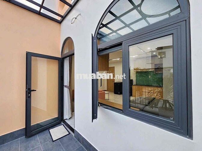 Căn Hộ Ban Công Thang Máy Mới Xây Huỳnh Văn Bánh Phú Nhuận Gần Q1 Q3