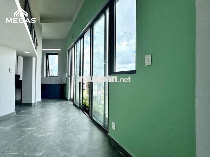 Ban công rộng – View thoáng – Ngồi chill mỗi tối - Phan Văn Hớn