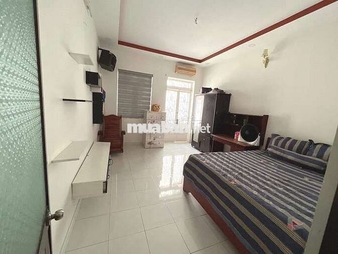 Chỉ 4 Tỷ, Có Ngay Căn Nhà 2 Tầng BTCT 60m2, Vào Ở Ngay