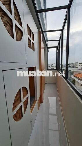 BOX CAO CẤP - CÓ THANG MÁY - THƯ VIỆN - NGAY TRƯỜNG ĐH IUH CS1 200M