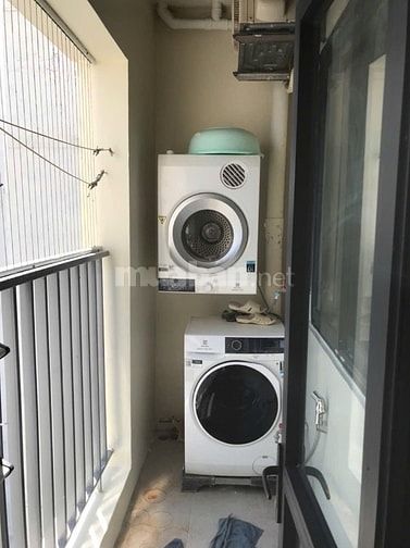 Chính chủ cho thuê căn 2N2VS chung cư Green star 234 Phạm Văn Đồng-HN