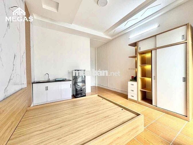 CĂN HỘ MỚI XÂY-FULL NỘI THẤT-BAN CÔNG NGAY EMART PHAN HUY ÍCH