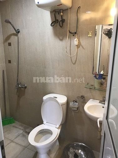 Chính chủ cho thuê căn 2N2VS chung cư Green star 234 Phạm Văn Đồng-HN